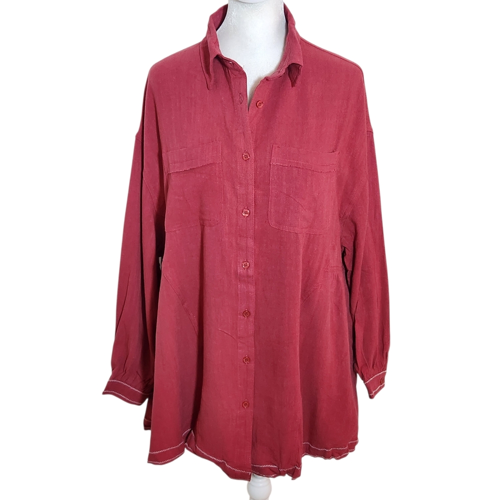 Umgee Cranberry Oversized Button-up Tunic with Embroidered Detail Size Small NWT